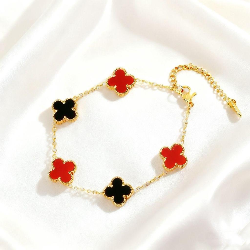 New Arrivalfashion Four-leaf Clover Bracelet Women's Luxury Bracelet