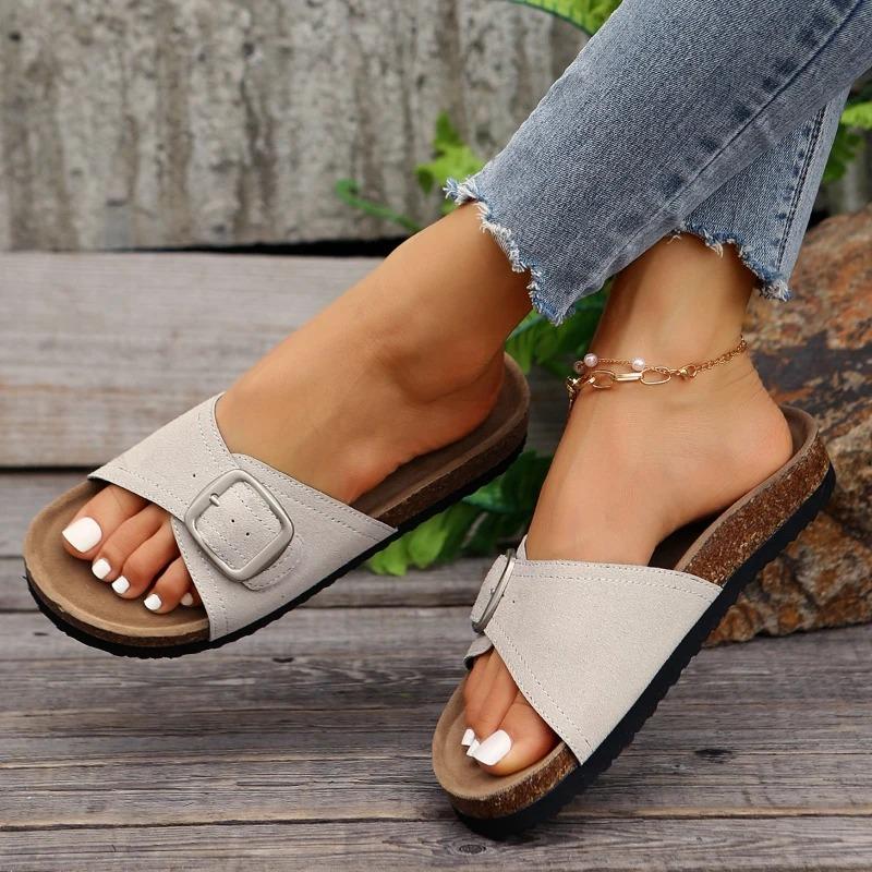 Womens Slippers 2025 European American Summer Non Slip Needle Buckle Flip Flops Big Size 35-43 Women's Sandals Woman Flat Shoes