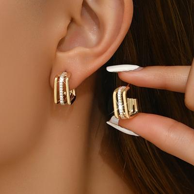 Boucles d'oreilles pendantes à trois couches de couleur or pour femmes, boucles d'oreilles pendantes en métal creux en forme de C coréen, bijoux d'oreille punk de personnalité, cadeaux