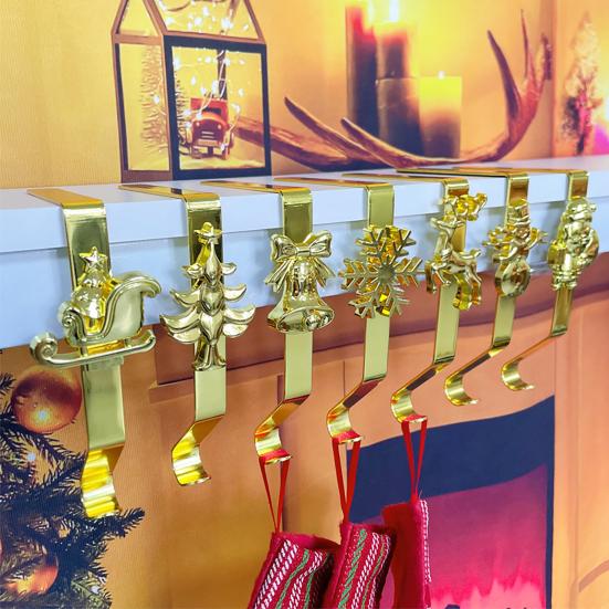 7Pcs/Set Christmas Stocking Hooks Mantel Xmas Stocking Holder Festive Stocking