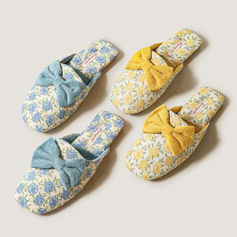 Fashion Sweet Bow Decorative Design Flat Slippers Women Winter Warm Fluffy Home Cotton Slippers Comfortable Lightweight Non-slip Slipper