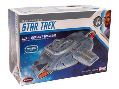 Polar Lights Star Trek Defiant 1/1000 U.S.S.
