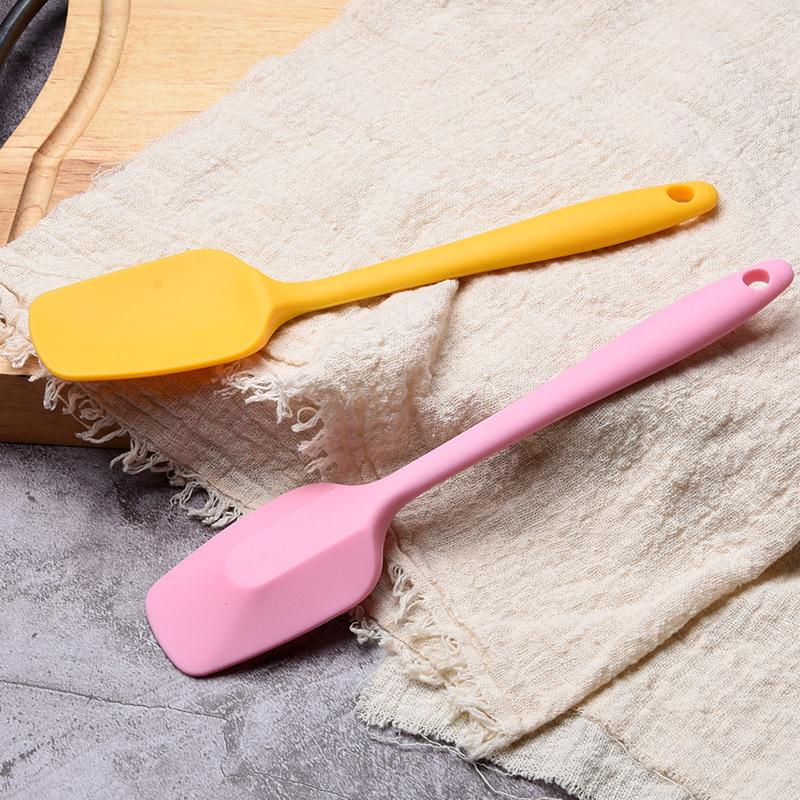 1Pc Silicone Cream Baking Scraper Thicken Cake Spatula Mixing Batter Scraper Non Stick Butter Mixer Kitchen Cooking Tool