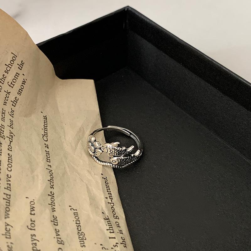 Crown Chic Open Ring For Women In Stunning Retro Silver With Elements Geometric