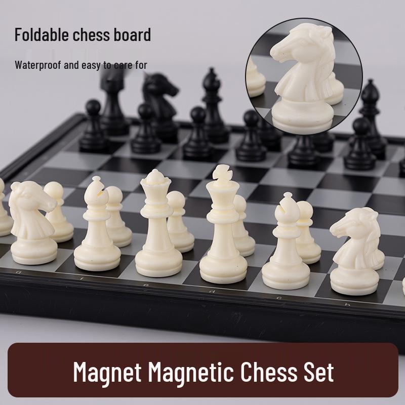 High-End Magnetisches Faltbares Schachspiel mit Holzmaserung-Imitation und Schwarzen & Weißen Figuren