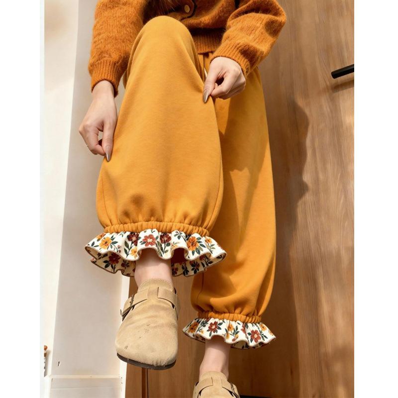 

Ammonia-Infused DR Composite Yellow Lantern Patchwork Lace Women s Wide-Leg Pants - Autumn/Winter Collection. S (Recommended for 37.5-45 kg) жёлтый