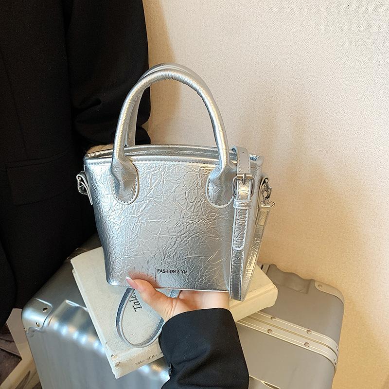 Summer Portable Small Bag Women 2025 New Simple Solid Color Bucket Bag Versatile Shoulder Messenger Bag One Piece Delivery