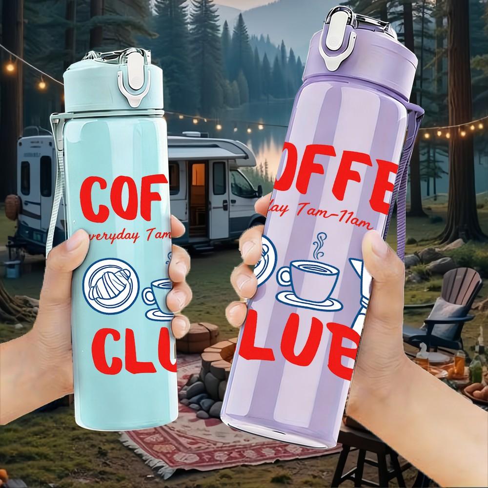 1PC Coffee Club Retro Cup Badge Print 750ml Color Plastic Sports Water Bottle Leakproof Flip Straw Lid Suitable for Sports Office Home Use