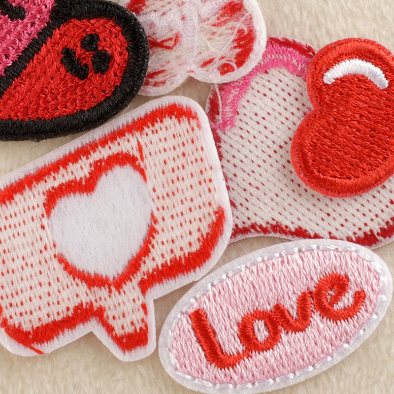 Patch embroidery sticker clothing accessories cartoon love clothing accessories patch sticker embroidery label DIY accessories small cloth sticker