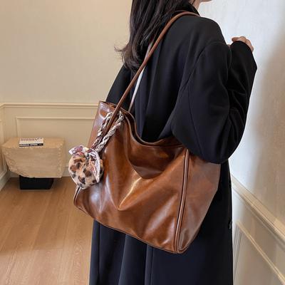 Large Capacity Winter New Solid Color 2025 New Texture Retro Foreign Style Pendant Casual Shoulder Portable Tote Bag