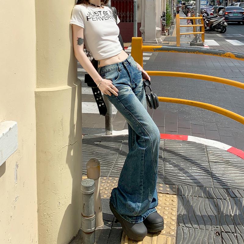 

2025 Women s Spicy Low-Waisted Flare Jeans – Straight-Leg, Non-Clingy, Versatile Fit