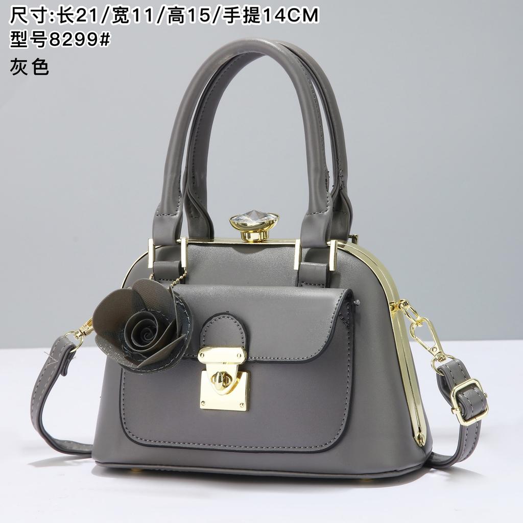 Hand bag to work multi-pocket shoulder bag women's bag straddling into the model