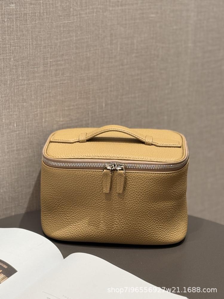 Large Capacity Leather Cosmetic Bag Portable Travel Makeup Case with Handle