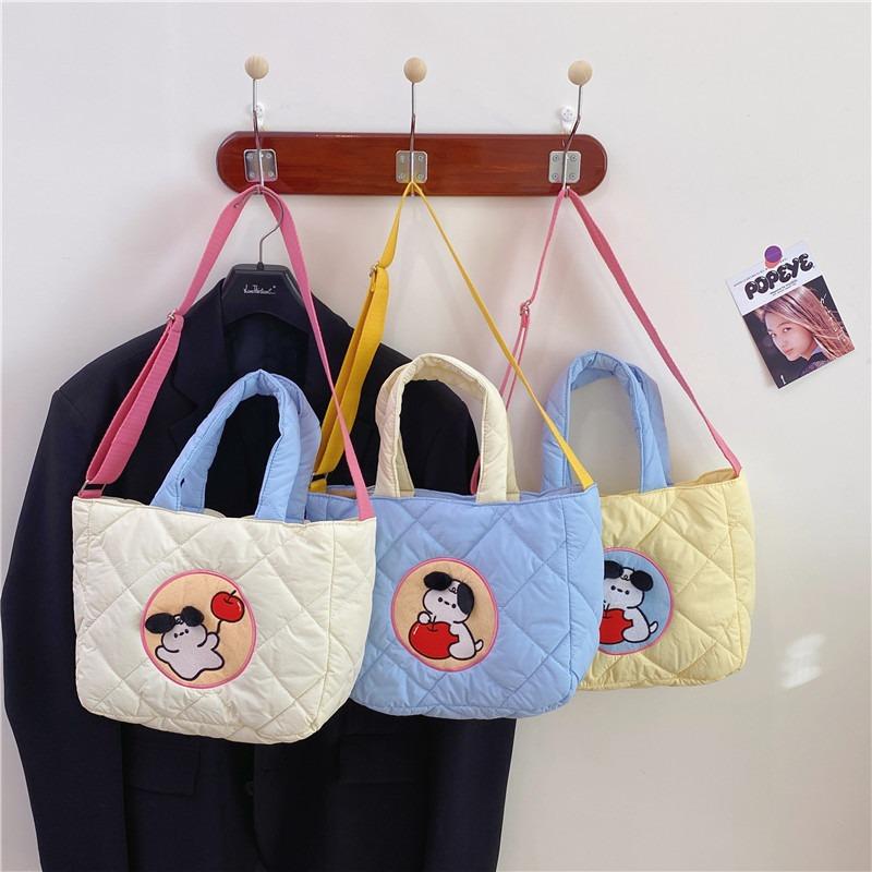 Cute Contrasting Color Portable Large-capacity Bucket Bag Girl Heart Niche Tote Bag Female Cartoon Messenger Bag