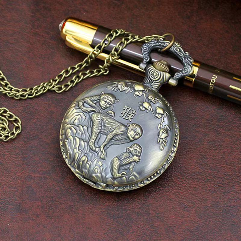 Antique Retro Bronze 12 Animal Quartz Round Case Pocket Watch Necklace with Pendant Chain No Waterproof Holiday Gift