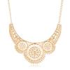 Ethnischer Stil Schmuck Halskette und Ohrring Set Mit Hohlblumenmuster Metallisches Finish Für Damen und Herren