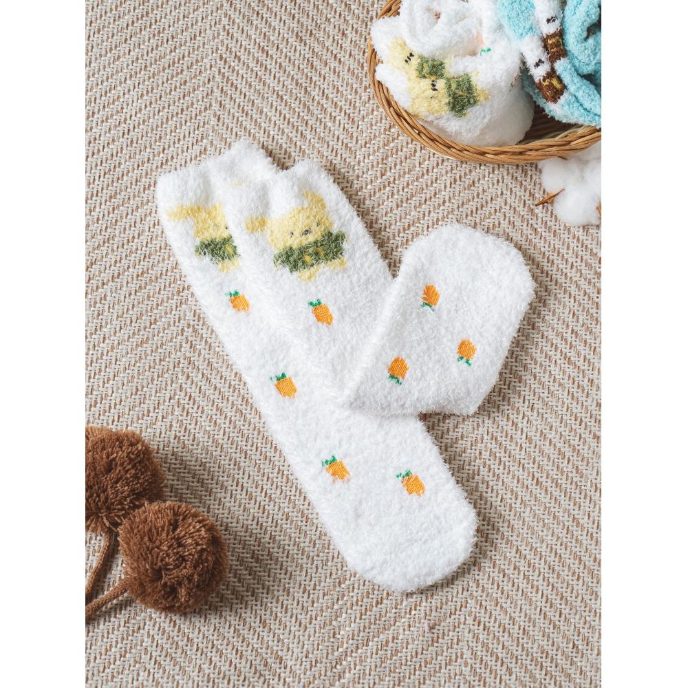 Daiso Clothed Rabbit And Carrot Sleep Socks White