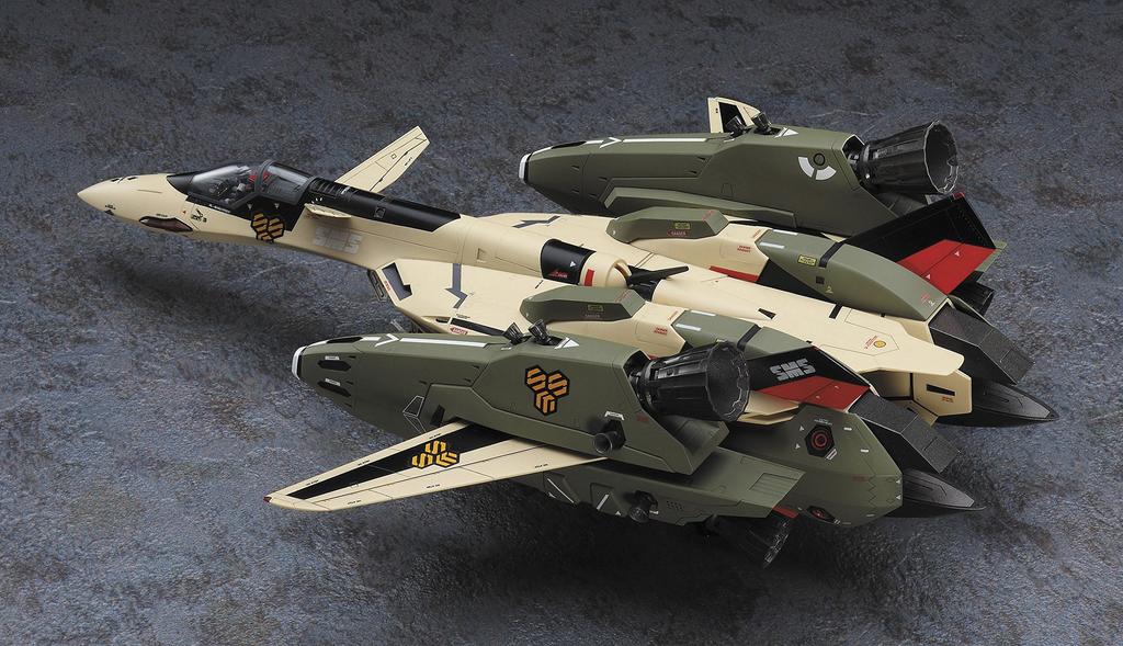 Hasegawa Macross Series Macross Frontier VF-19EFA Isamu Special 172 Scale Plastic Model Kit 65836