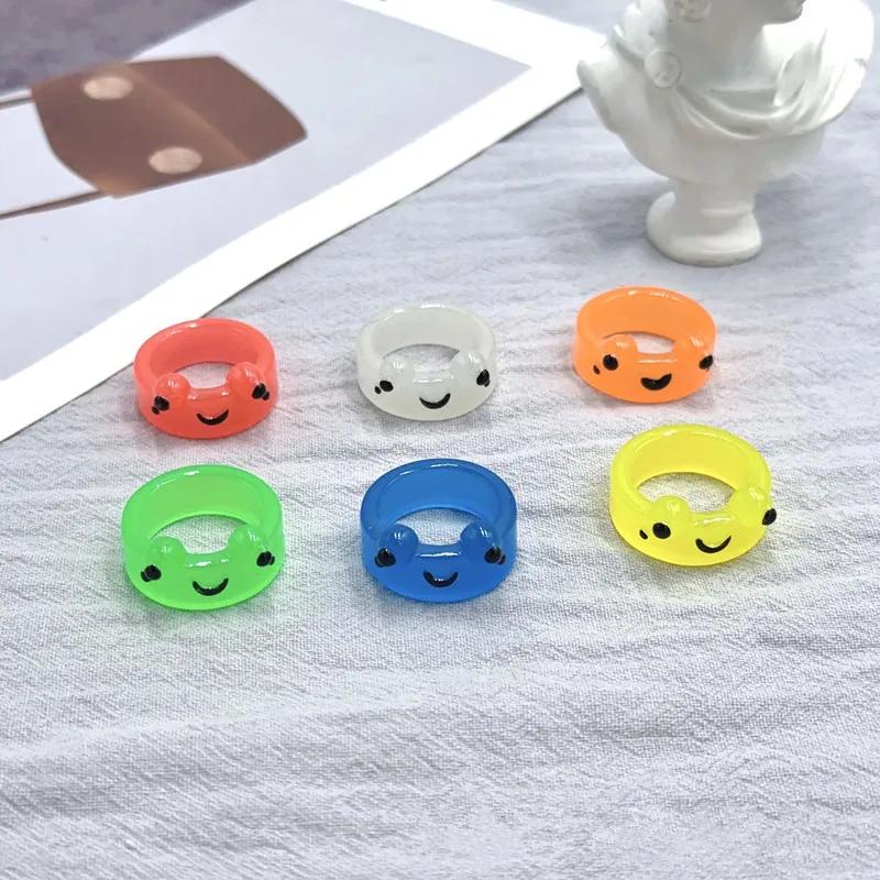 2026 Glow In The Dark Cute Frog Rings Lover Resin Acrylic Ring for Women Girls Couple Luminous Ring Summer Animal Jewelry Gift