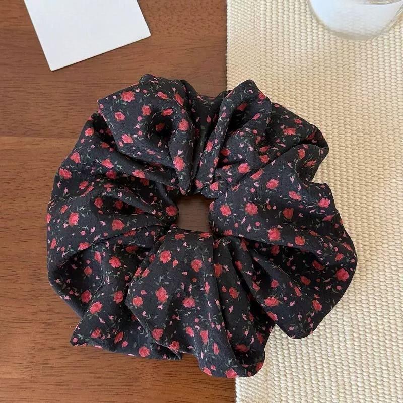 Vintage Blumige Mehrschichtige Scrunchies Premium Elastische Haargummis für Damen Niedriger Pferdeschwanzhalter Herbst Tägliches Haaraccessoire
