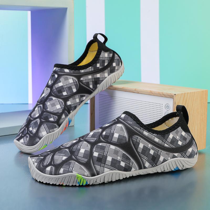 Quick-Drying Men Shoes Summer Lightweight Couple Water Shoes Breathable Slip-on Yoga Shoes Flexible Colorful Sneakers 35-46