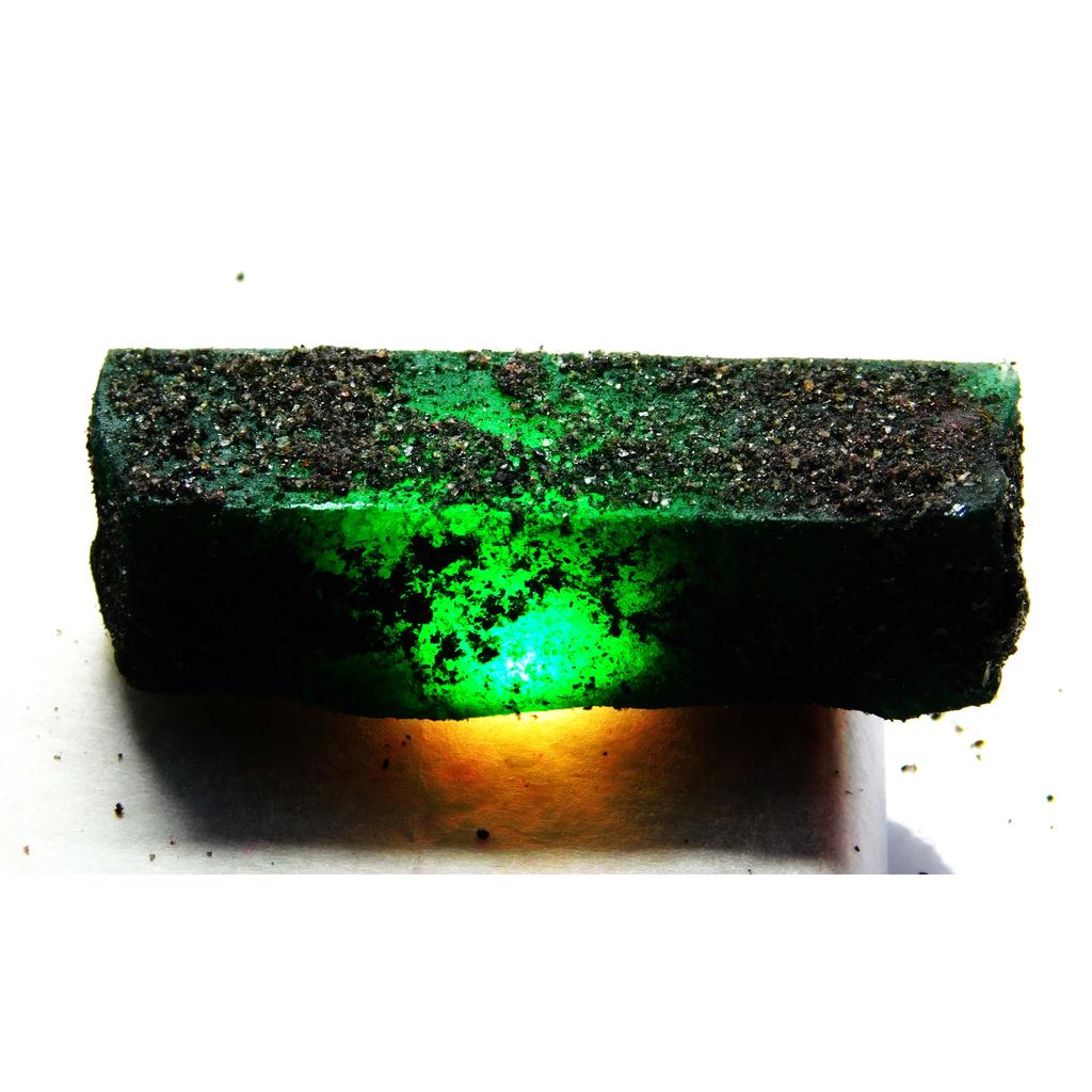 141.65 Carat Loose Gemstone   Green Emerald Natural Uncut Raw Rough
