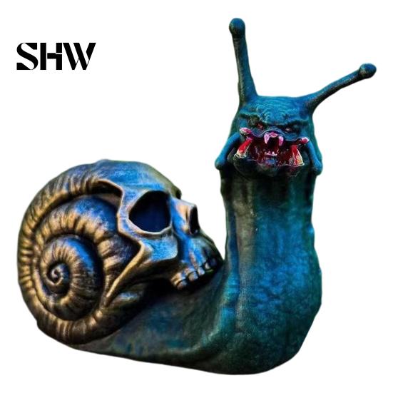 Creative Garden Statue for Halloween Snail Skull Resin Statue, Creepy Horror Ornament with Small Gift Friends Shell, Scary Party Haunted House