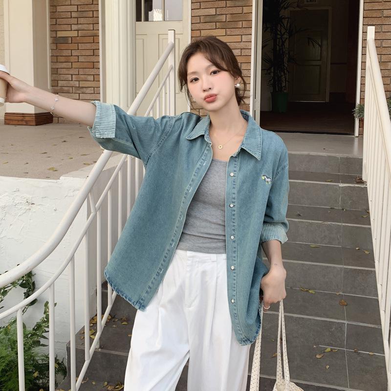 

Весна 2025 Корейский шик Вышивка Щенок Джинсовая куртка Женская LU8978 XL (125-140 jin)