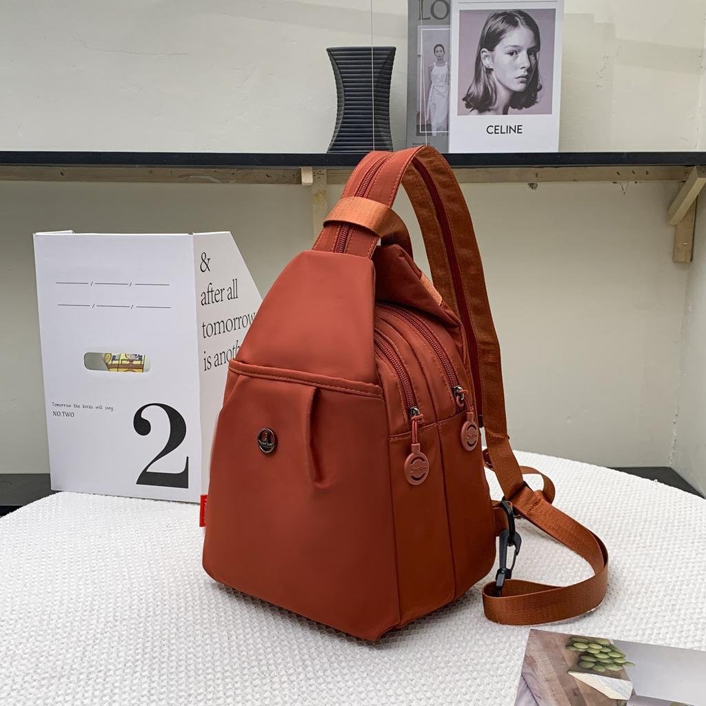 New Fashion Messenger Bag Women's Light and Strong Backpack Multi-purpose Versatile Travel Backpack Large-capacity Commuter Bag