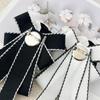 Elegante Schwarze Kamelie Krawattennadel Brosche Französisch Retro Corsage College Stil Anzug Hemdkragen Anstecknadeln Trauerbrosche Krawatten Schmuck