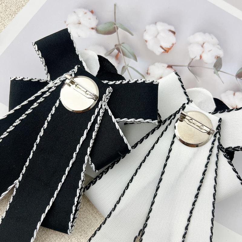 Elegante Schwarze Kamelie Krawattennadel Brosche Französisch Retro Corsage College Stil Anzug Hemdkragen Anstecknadeln Trauerbrosche Krawatten Schmuck