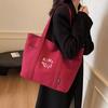 Lässige Canvas-Tragetasche Damen Herbst und Winter Schlichte Große Kapazität Ausgehen Leichte Tragetasche Pendlertasche