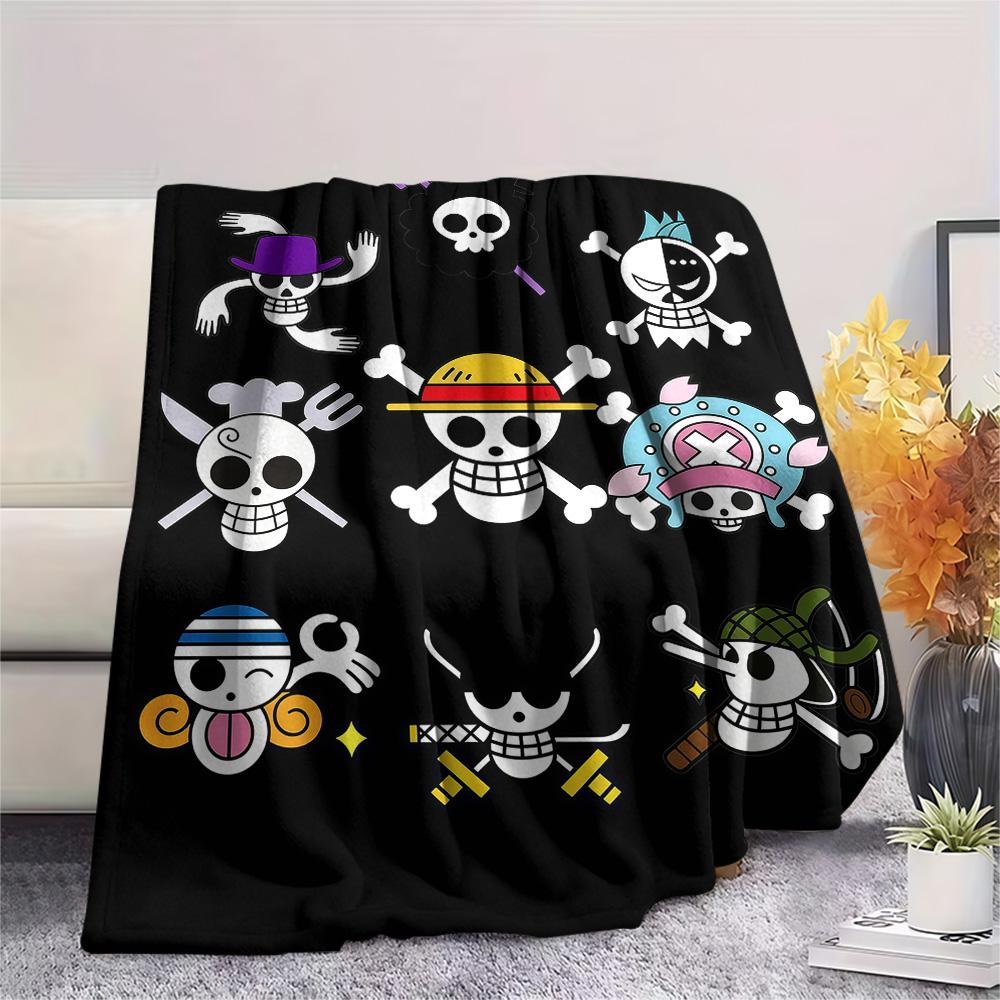 1PC One Piece Straw Hat Pirates Patterned Flannel Blanket Suitable For All Seasons For Home Decor Warmth And Comfort Gifts Holiday Present