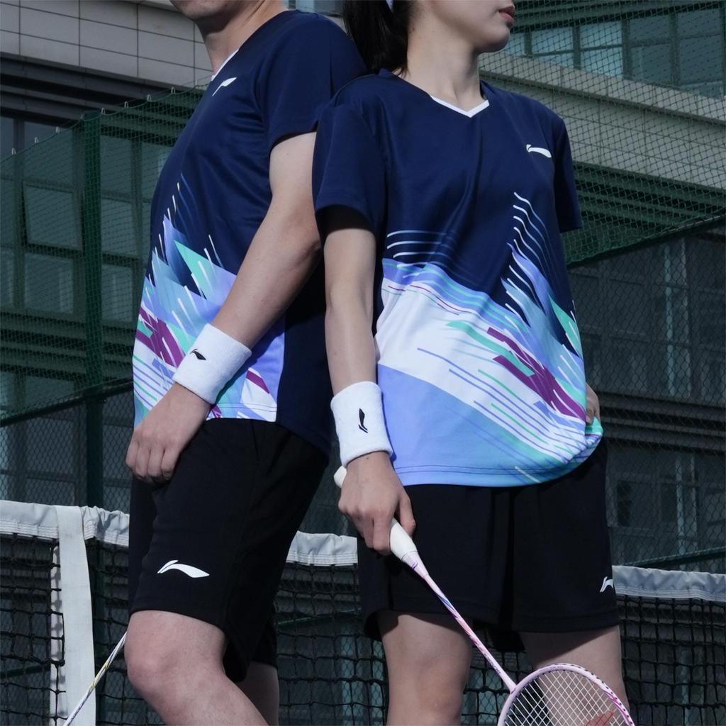 Li Ning Badminton Series Lightweight Comfortable Short Sleeve Simple Solid Color Shorts Casual Sports Suit Two Piece Set Unisex Sportswear AATU057-1
