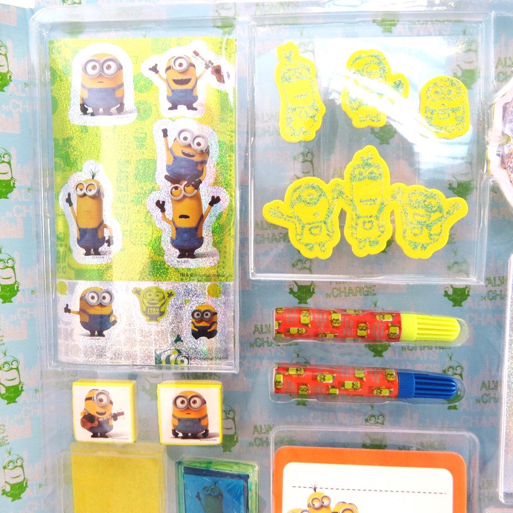 Regina Zăpezii [M9807] - Set Mega de desene 'Minions' (45 piese) 44,5x40x3 cm