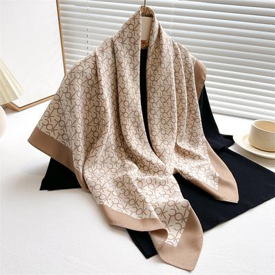90 * 90 cm Neue Twill-Seide Einfacher Sonnenschutz Warmer großer quadratischer Schal Schal Kopftuch für Frauen
