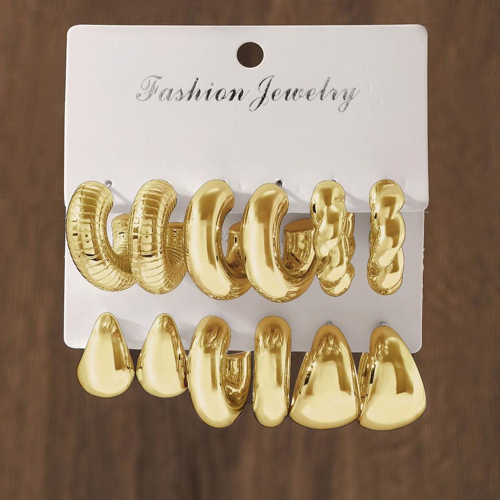 New gold personality exaggerated CCB earrings creative circle earrings set pair