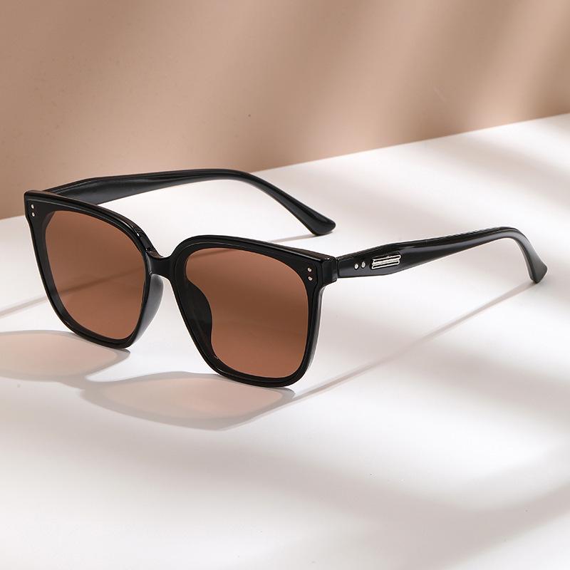 Trendy Unisex Large Frame UV Protection Sunglasses - Korean Style