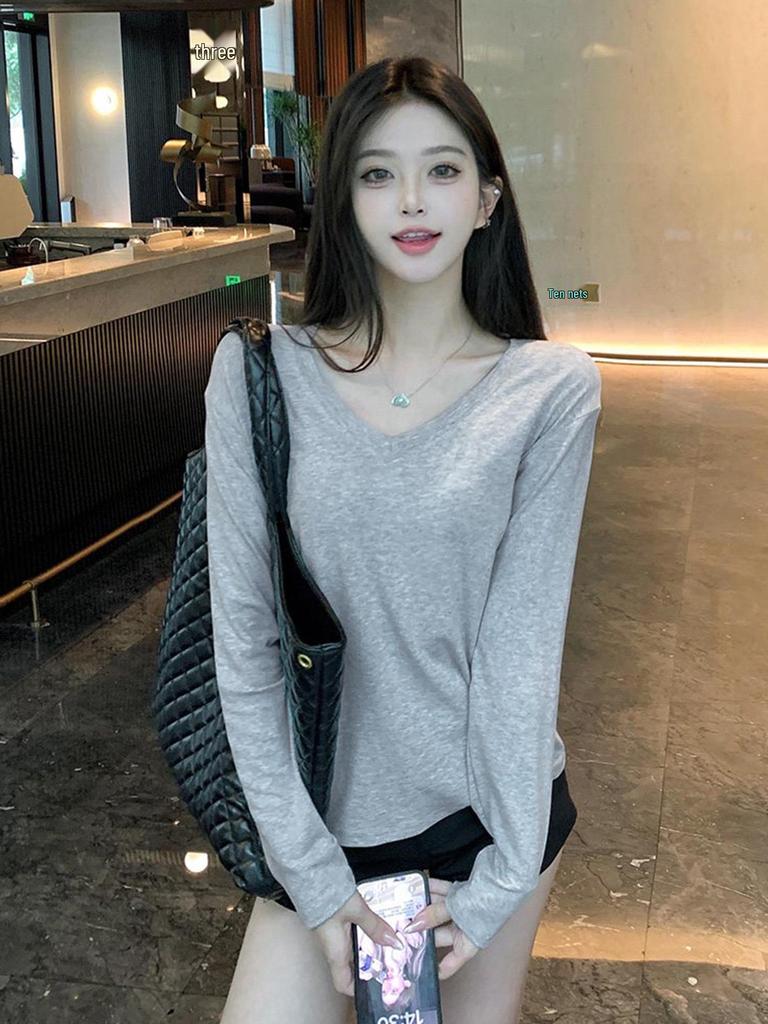 Plus Size V-Neck Long Sleeve T-Shirt for Women - Loose Fit, Tummy Slimming, Perfect for Autumn