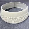 Classical Design Knitted Tree Skirt With Secure Clamping System Christmas Tree Skirt with Clips For Seasonal Celebration