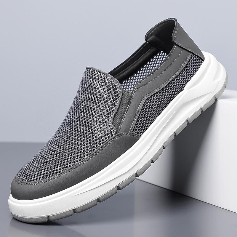 2026 New Men's Breathable Mesh Slip-On Casual Shoes Hollow Out Lightweight Non-slip Leather Shoes for Man Summer Designer Shoe