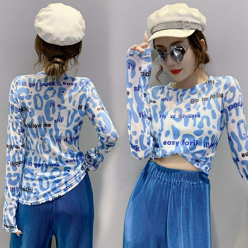 Letnia koszulka z cienkim siatkowym dołem i nadrukiem T-shirt damski z długim rękawem i dużym topem