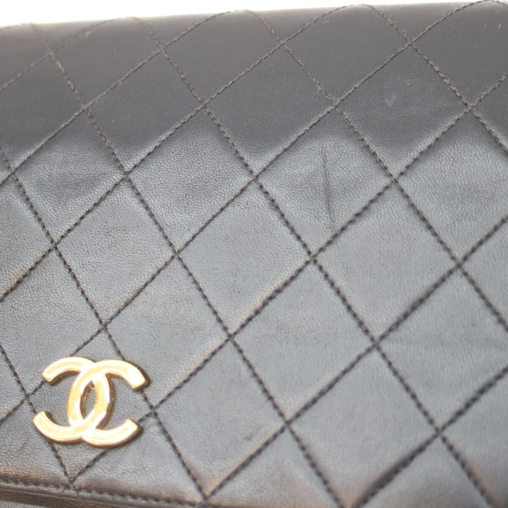CHANEL No. 4 A03568 Black Lamb Single Full Flap GHardware Push Lock Matelasse 23 Shoulder bag Black/GDHardwareUsed
