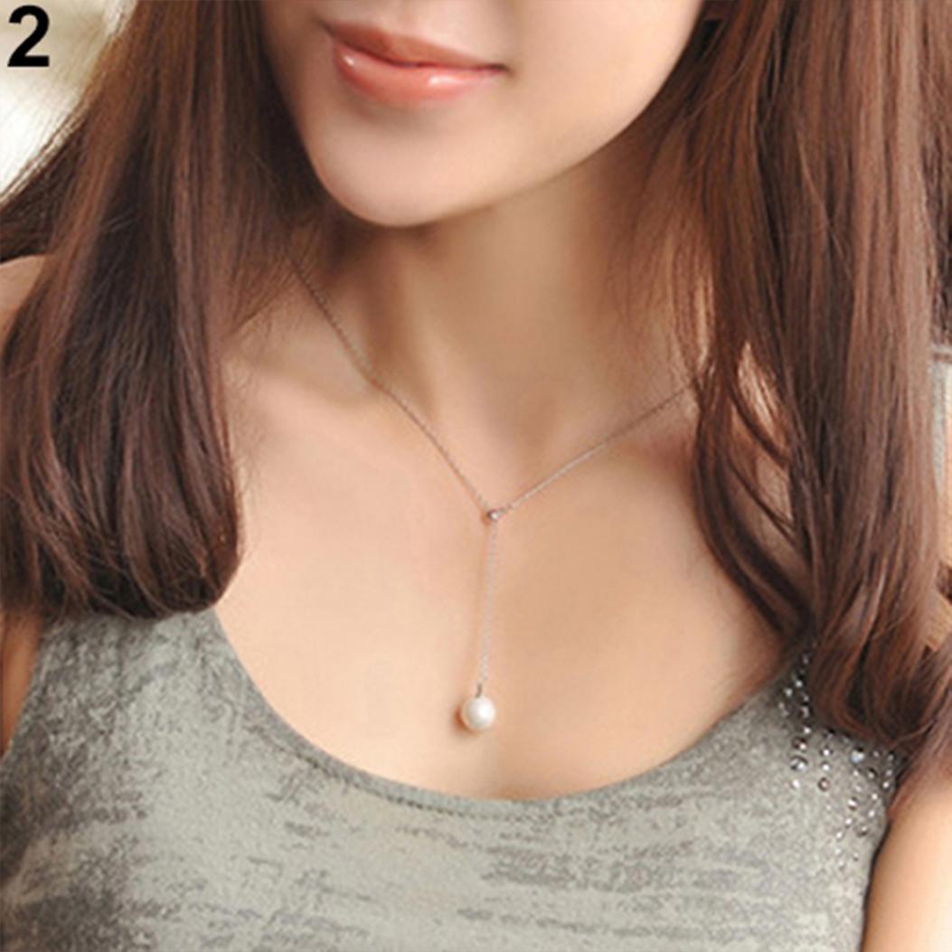 

Ювелирная подвека с бусиной на тонкой цепочке