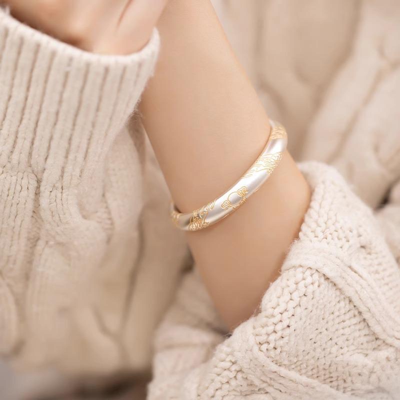 White Copper Silver-plated Ancient Gold-painted Dragon Pattern Bracelet Inheritance Closed New Chinese Zodiac Female Chinese Bracelet