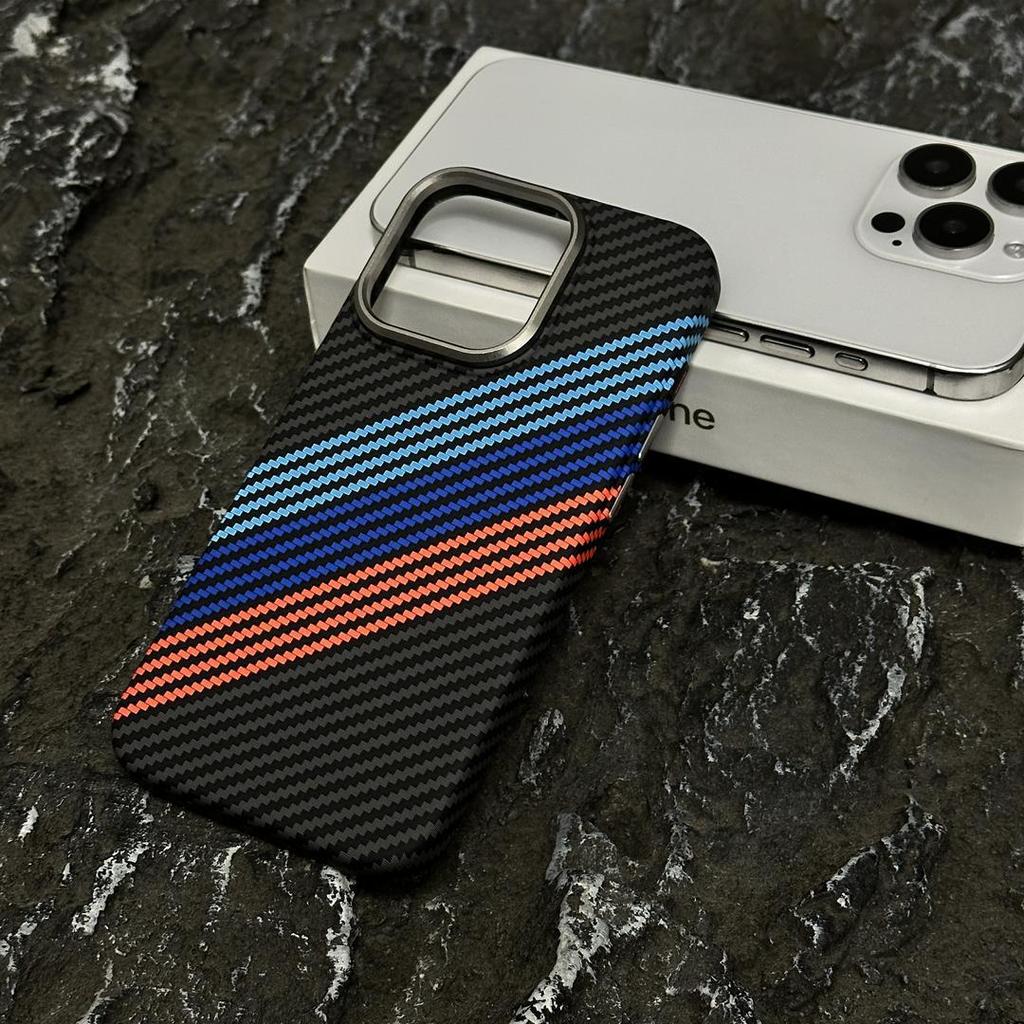 Applicable to Apple 17promax mobile phone case metal lens Kevlar carbon fiber texture iPhone16 anti-drop hard