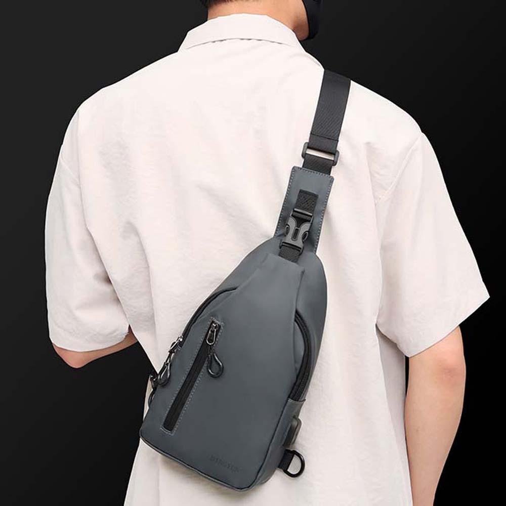 Adjustable Strap Outdoor Waist Bag Anti-splash Water Sports Walking Bag Men's Chest Bag Boys