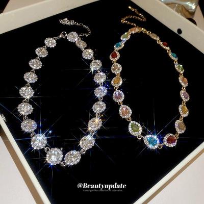 Europäische Luxus Bunte Strass Geometrische Runde Halskette - Modische, Exquisite Schlüsselbein Kette, Hochwertiger Schmuck für Damen