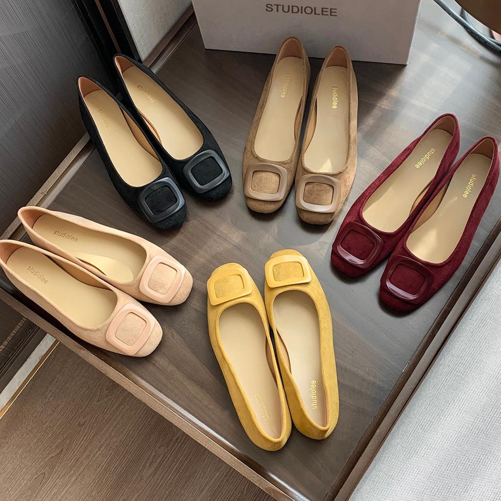 Lan Cabinet temperament square buckle shallow mouth suede commuting versatile flat-soled single shoes women's 2025 autumn new Mary Jane shoes