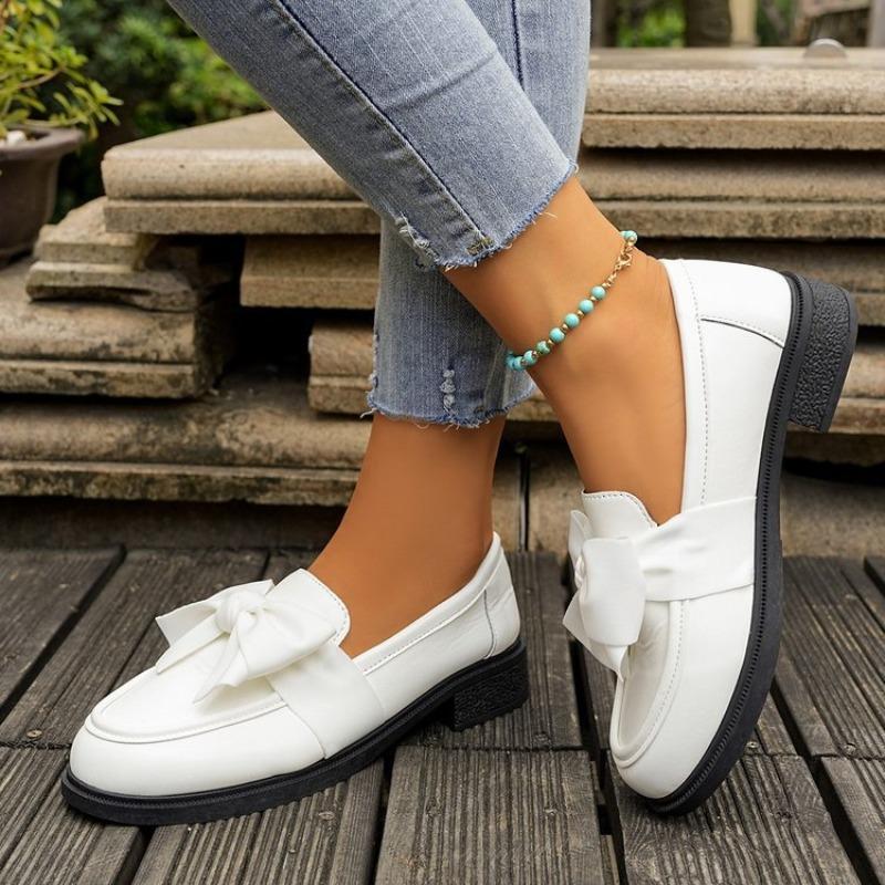 Women's Retro Thick Sole Chunky Heel British Style Bow Loafers.